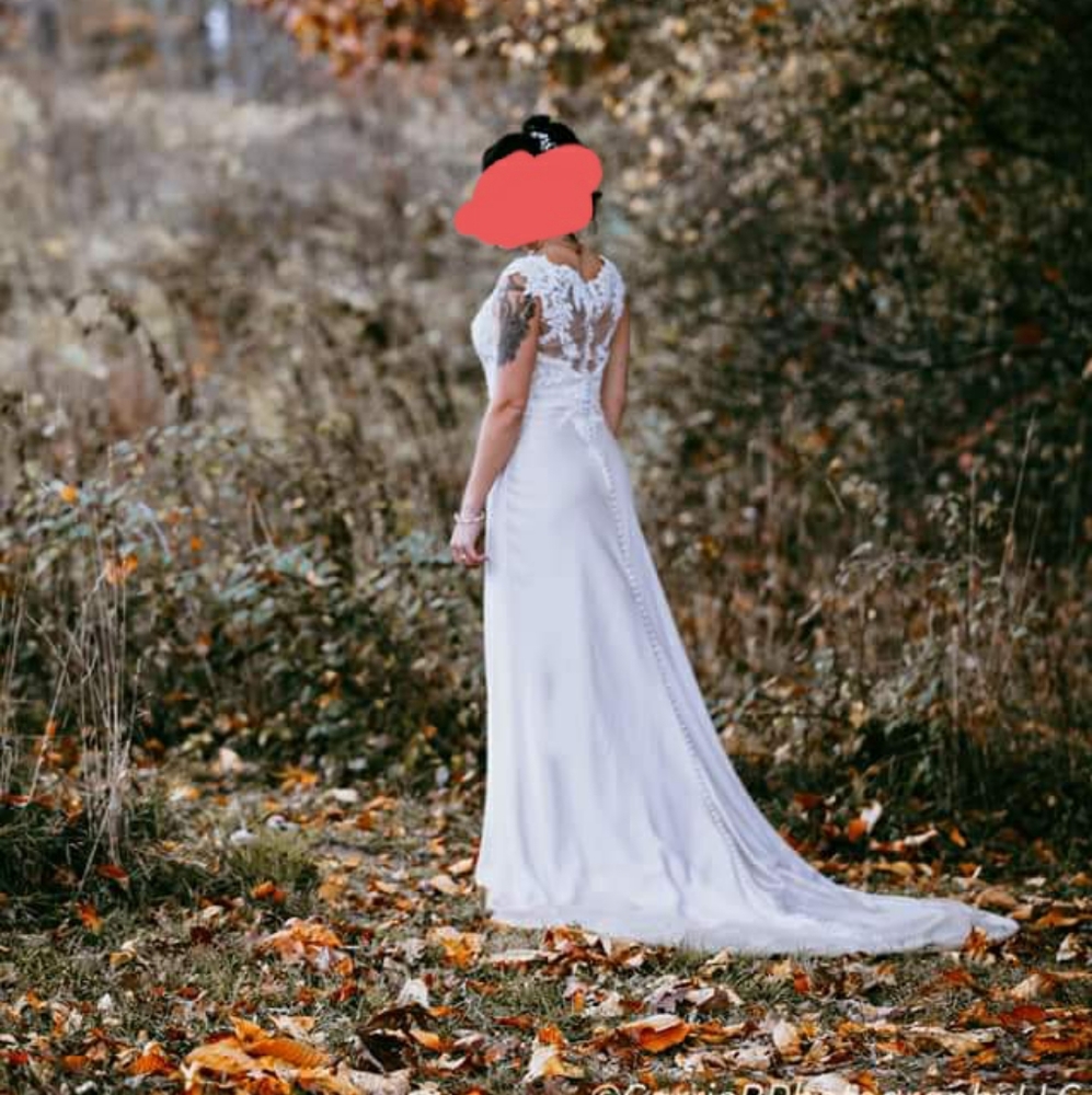 Justin Alexander Wedding Dress - Picture 1 of 3
